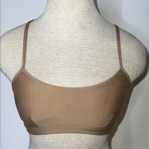 ALO Yoga Airlift Intrigue Bra